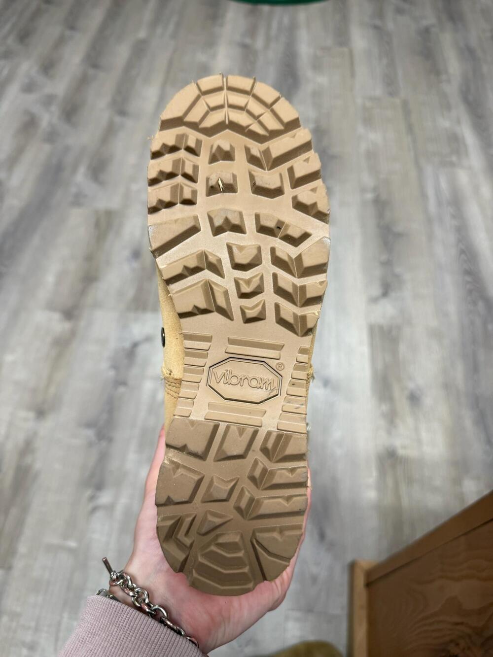 Combat Boots Womens Size 6.5 Beige Suede Vibram Sole Military Lace Up Mid Calf - Picture 6 of 16